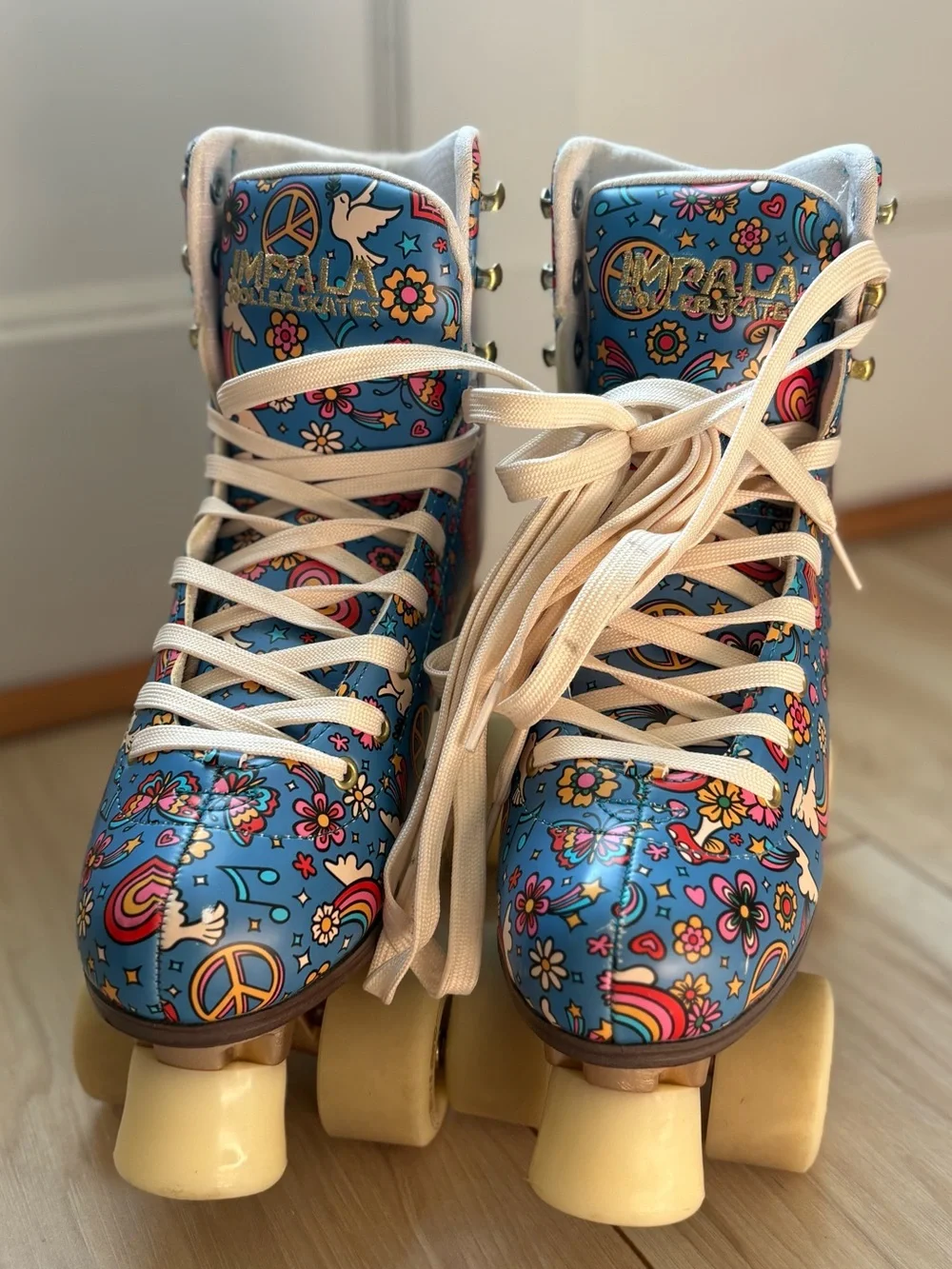 Impala Blue Groovy Roller Skates Women’s Size 8 Retro Rainbow Peace Quad Skates - Picture 3 of 9